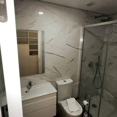 شقة Up Lavie Trix أفيرو